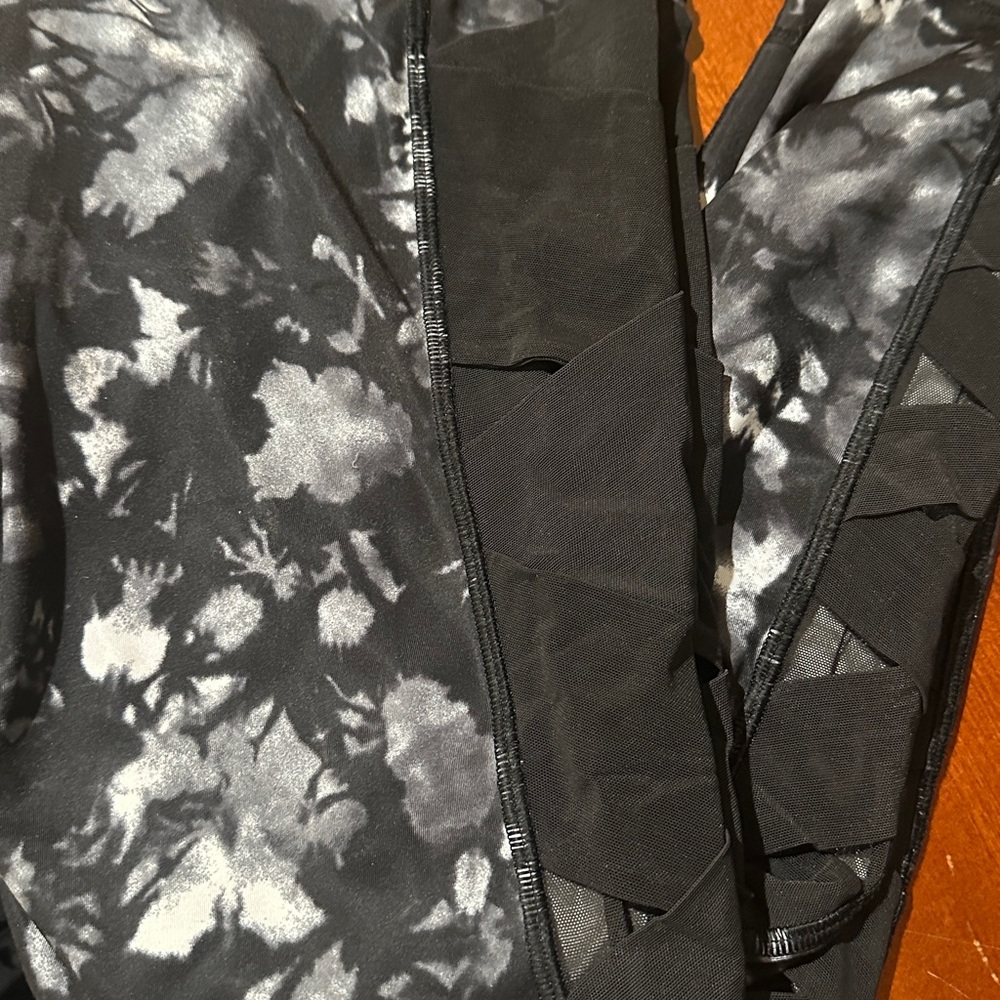lululemon athletica Black and Gray Leggings